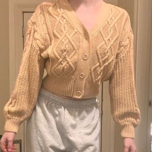 Cropped Urban Outfitters Cardigan/Sweater
